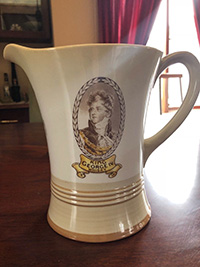 Shelley musical whicky jug advertising King George IV whisky